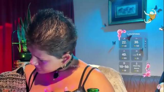 Image 8 of miak_moon777 Stream on Chaturbate on 1 month ago