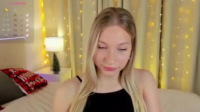 Image 2 of miakeler Stream on Chaturbate on 17 months ago