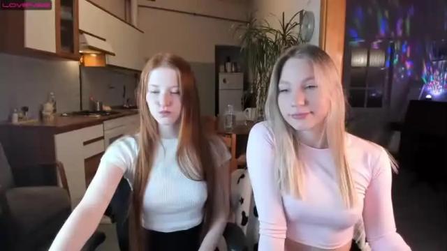 Image 7 of miakeler Stream on Chaturbate on 16 months ago