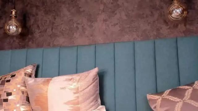 Image 3 of miakozlov_ Stream on Chaturbate on 19 months ago