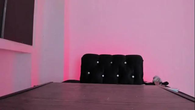 Image 6 of mialenox Stream on Chaturbate on 1 month ago