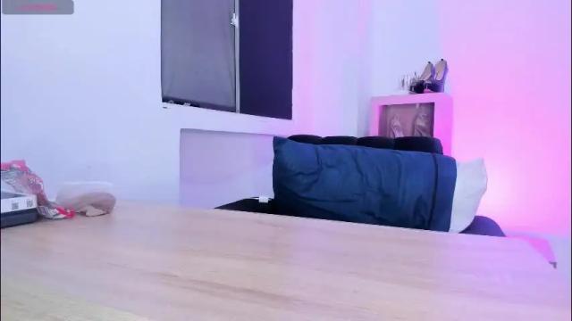 Image 7 of mialenox Stream on Chaturbate on 1 month ago