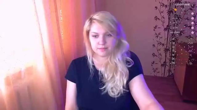 Image 8 of mialovelyblonde Stream on Chaturbate on 20 months ago