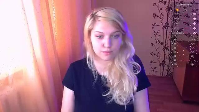 Thumbnail 3, mialovelyblonde's Stream at Chaturbate, 19 months ago