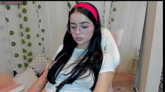 Image 4 of miamaiha Stream on Chaturbate on 3 months ago