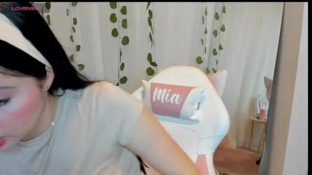 Image 11 of miamaiha Stream on Chaturbate on 2 months ago
