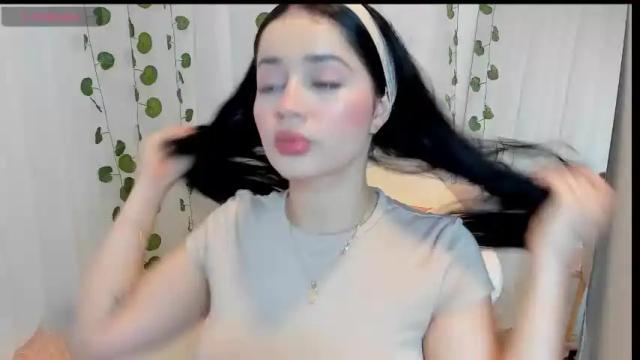 Image 4 of miamaiha Stream on Chaturbate on 2 months ago