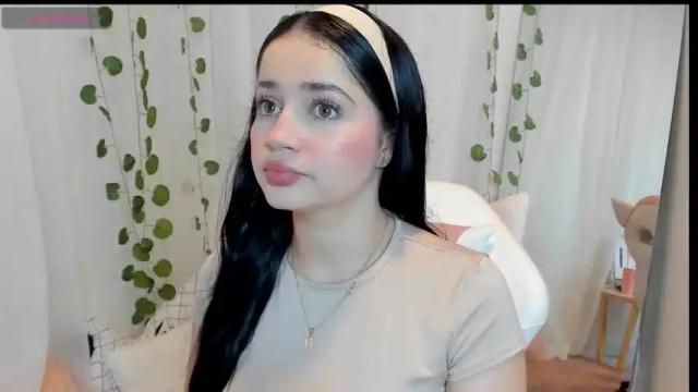 Image 6 of miamaiha Stream on Chaturbate on 2 months ago
