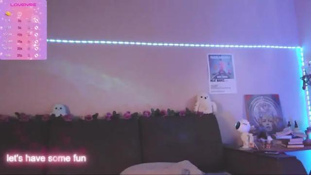 Image 8 of miamiameow Stream on Chaturbate on 16 months ago