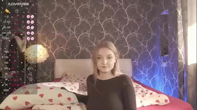 Image 8 of miamiameow Stream on Chaturbate on 2 months ago
