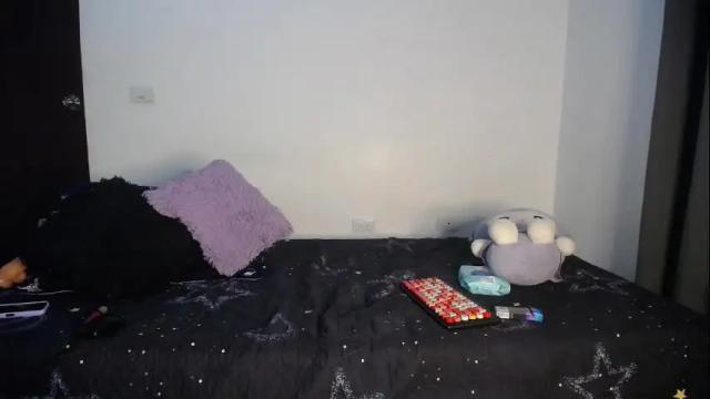 Image 2 of miamoon_ Stream on Chaturbate on 6 days ago