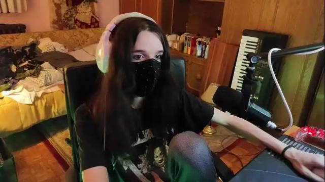 Image 11 of miaowhowl Stream on Chaturbate on 3 months ago