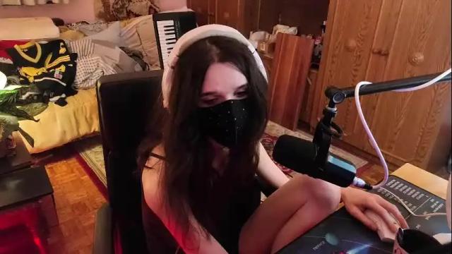 Image 8 of miaowhowl Stream on Chaturbate on 3 months ago