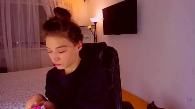 Image 11 of miapaw Stream on Chaturbate on 1 month ago