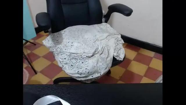 Image 11 of miaplayhot Stream on Chaturbate on 15 months ago