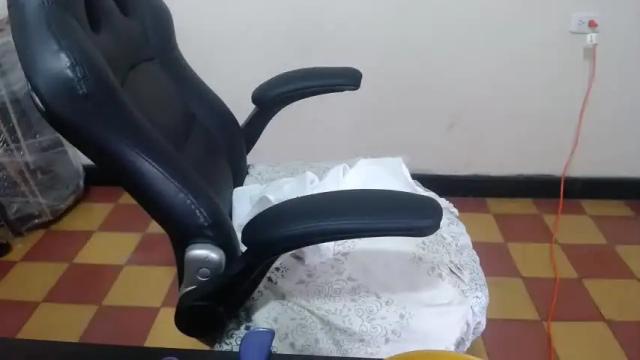 Image 6 of miaplayhot Stream on Chaturbate on 14 months ago