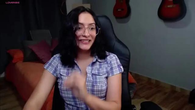 Image 11 of miaportman Stream on Chaturbate on 21 months ago