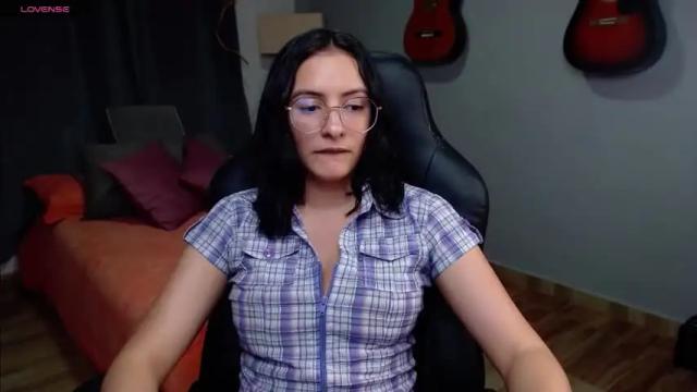 Image 4 of miaportman Stream on Chaturbate on 21 months ago
