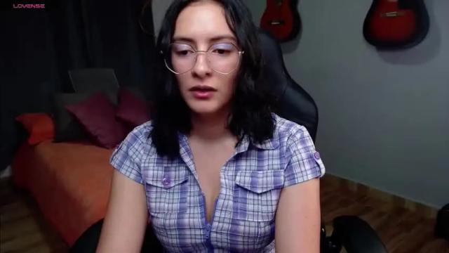 Image 6 of miaportman Stream on Chaturbate on 21 months ago