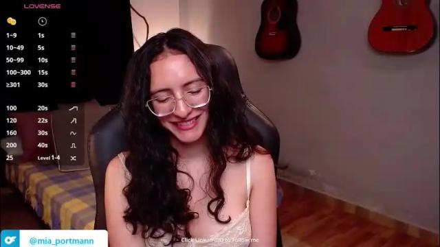 Image 10 of miaportman Stream on Chaturbate on 1 day ago