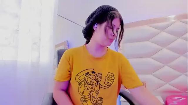 Image 11 of miaqueen021 Stream on Chaturbate on 1 month ago