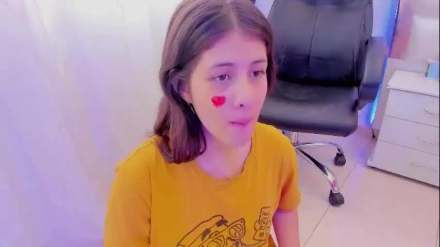 Image 6 of miaqueen021 Stream on Chaturbate on 1 month ago