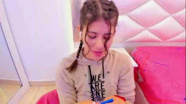 Image 8 of miaqueen021 Stream on Chaturbate on 1 month ago