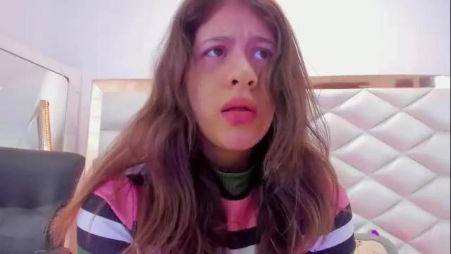 Image 7 of miaqueen021 Stream on Chaturbate on 1 month ago