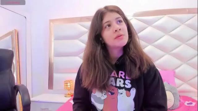 Image 11 of miaqueen021 Stream on Chaturbate on 24 days ago