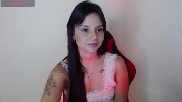 Image 6 of miarobinn_ Stream on Chaturbate on 1 month ago