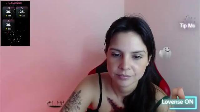 Image 11 of miarobinn_ Stream on Chaturbate on 2 days ago