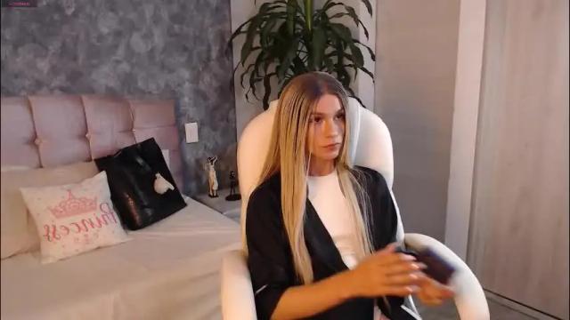 Image 6 of miaromanove_ss Stream on Chaturbate on 1 month ago