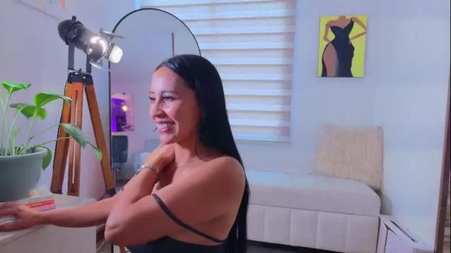 Thumbnail 3, miarouss3's Stream at Chaturbate, 1 month ago