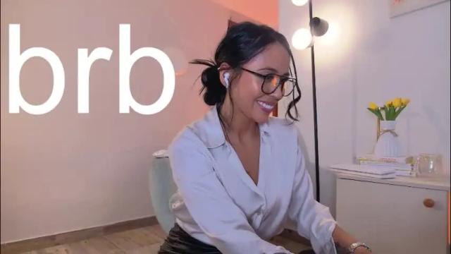 Image 8 of miarouss3 Stream on Chaturbate on 1 month ago