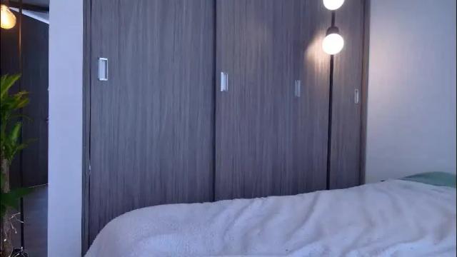 Image 2 of miarouss3 Stream on Chaturbate on 1 month ago