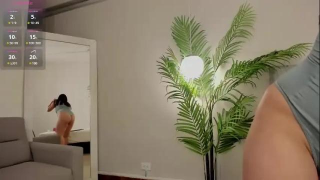 Image 12 of miasalaz Stream on Chaturbate on 3 months ago