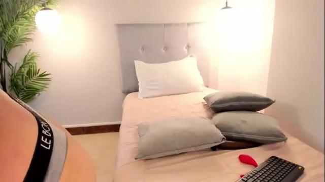 Thumbnail 2, miasalaz's Stream at Chaturbate, 1 month ago
