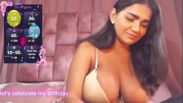 Image 11 of miasandoval_22 Stream on Chaturbate on 4 days ago