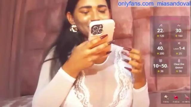 Image 2 of miasandoval_22 Stream on Chaturbate on 4 days ago