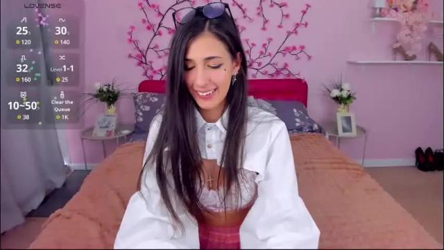 Image 2 of miasilk Stream on Chaturbate on 24 days ago