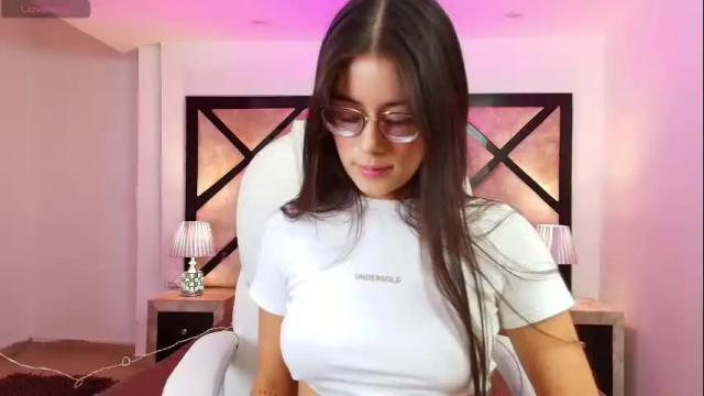 Thumbnail 3, miasilverr's Stream at Chaturbate, 3 months ago