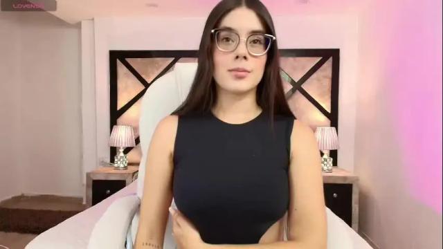 Thumbnail 2, miasilverr's Stream at Chaturbate, 2 months ago