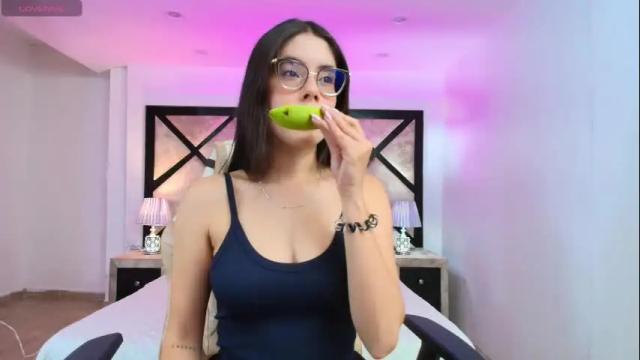 Thumbnail 1, miasilverr's Stream at Chaturbate, 1 month ago