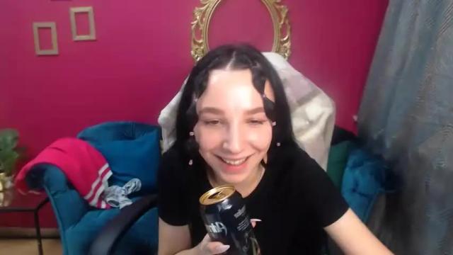 Image 7 of miasunn_ Stream on Chaturbate on 19 months ago