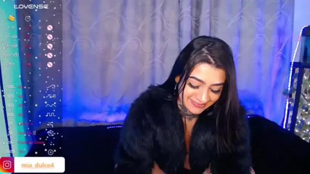 Image 2 of miasweet4 Stream on Chaturbate on 14 months ago