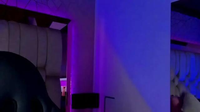 Image 3 of miasymphony Stream on Chaturbate on 16 months ago