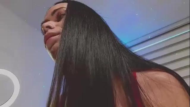 Image 3 of miavero Stream on Chaturbate on 1 month ago