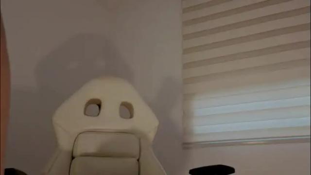 Image 3 of miavero Stream on Chaturbate on 2 months ago