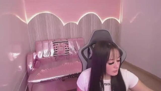 Image 2 of miavibes_t Stream on Chaturbate on 19 months ago