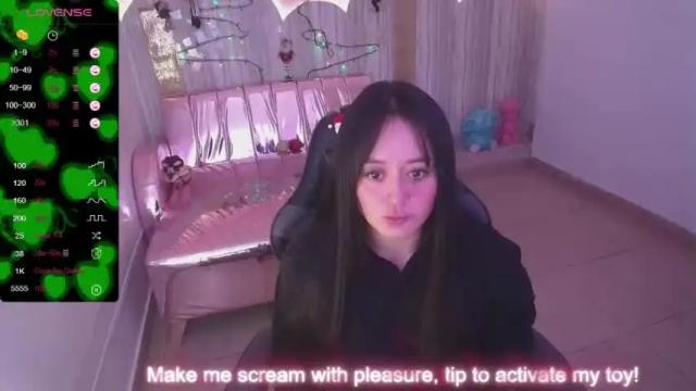 Image 6 of miavibes_t Stream on Chaturbate on 18 months ago